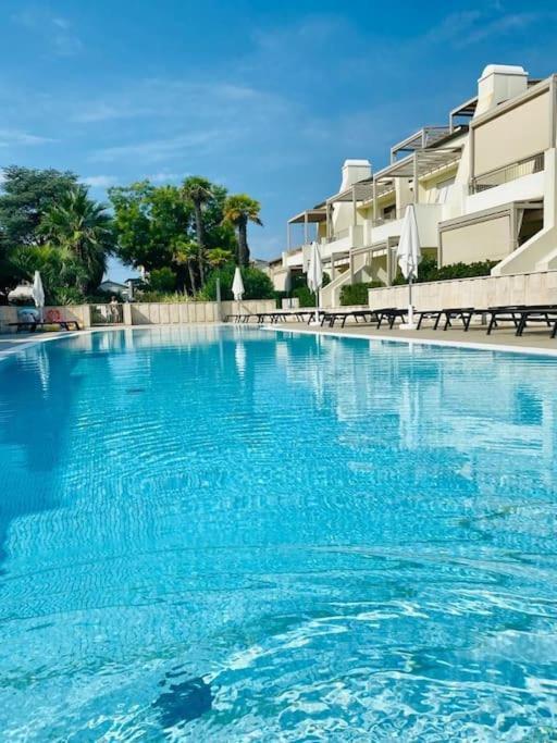 Residence Jesolo Lido Centro Con Piscina Exteriér fotografie